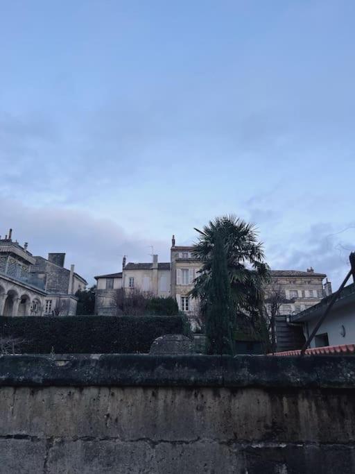 Maison + Parking Prive Au Coeur Angouleme 60M2 Exteriör bild