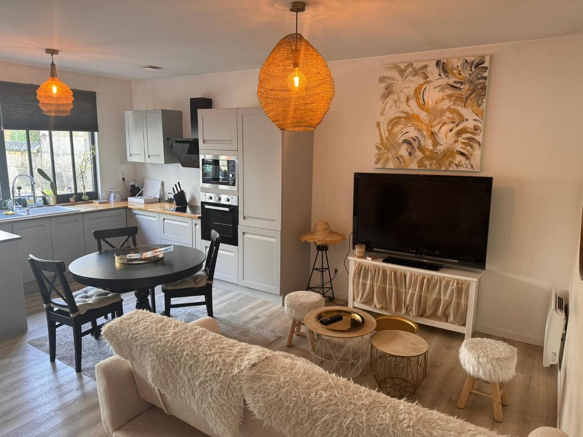 Maison + Parking Prive Au Coeur Angouleme 60M2 Exteriör bild